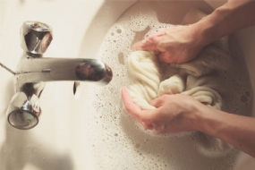 透明洗衣液消泡剂的哪个特征最受客户接待